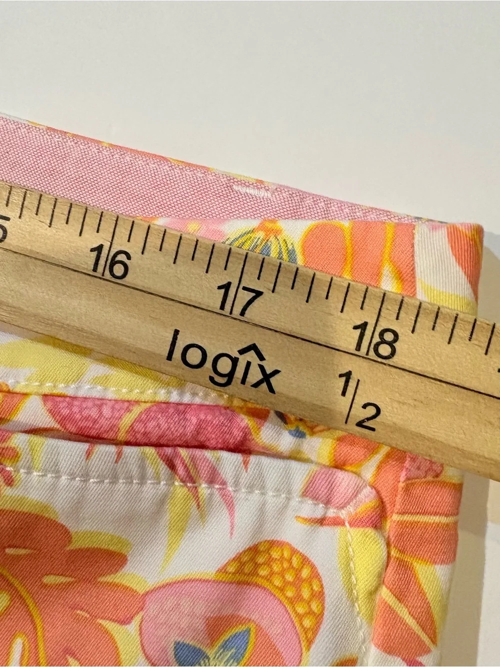 Talbots Coral & Yellow Floral Cropped Pants